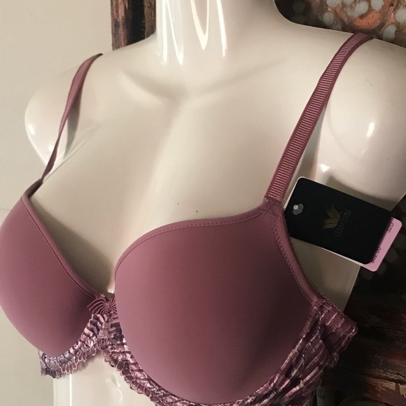 WACOAL LA FEME underwire T-shirt bra - Picture 3 of 13